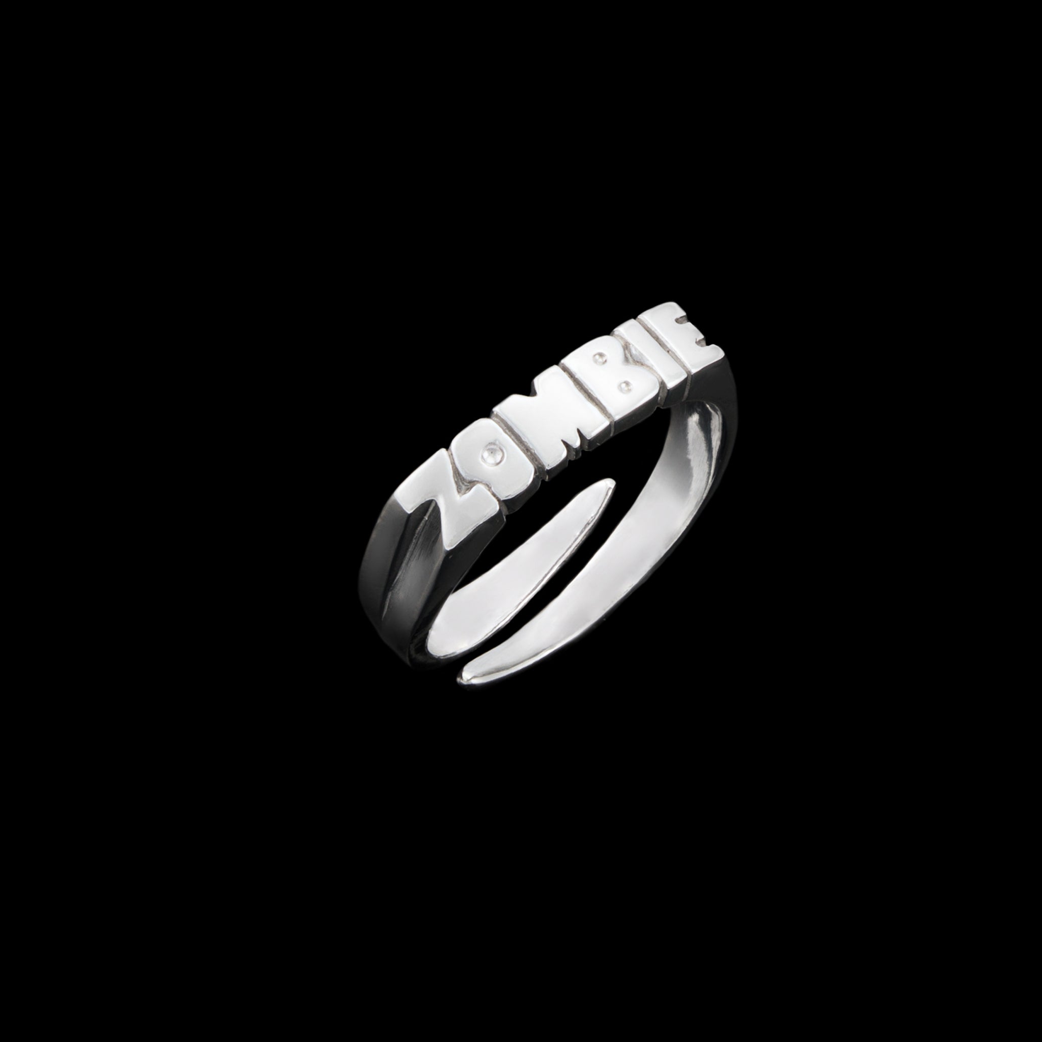 Zombie wedding rings | Beachweddingtips.com